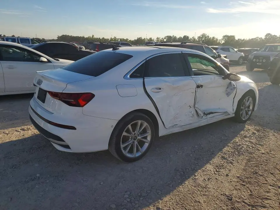 2025 AUDI A3 PREMIUM  