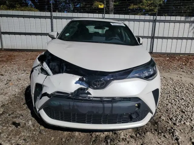 2021 TOYOTA C-HR XLE  