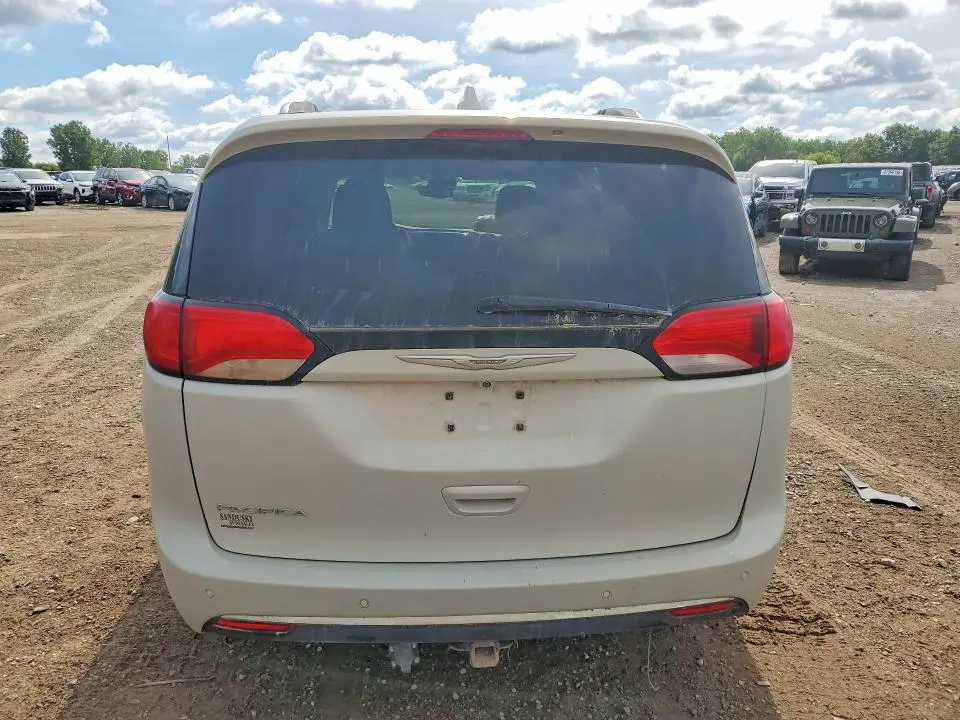 2017 CHRYSLER PACIFICA TOURING L PLUS  