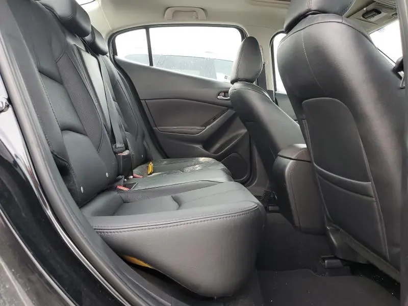 2018 MAZDA 3 GRAND TOURING  