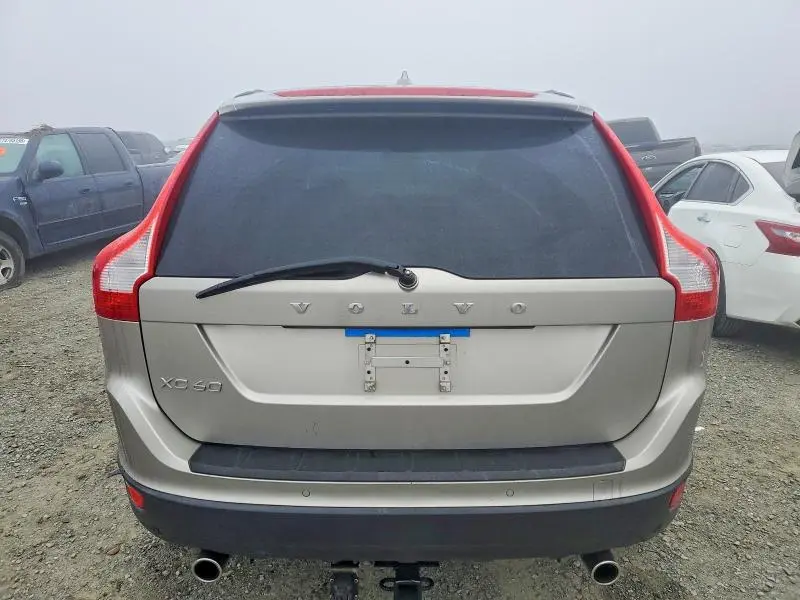 2013 VOLVO XC60 3.2  