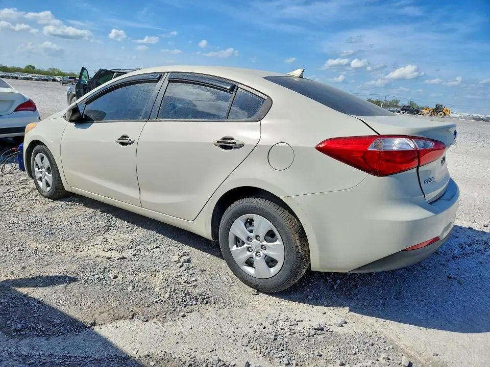 2015 KIA FORTE LX  