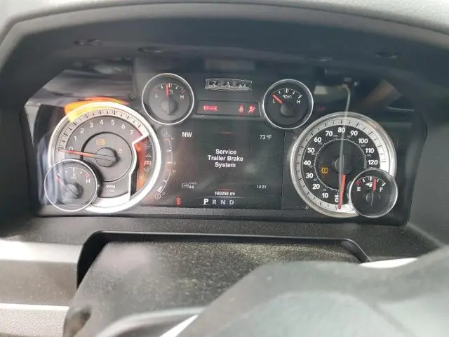 2016 RAM 1500 SLT  