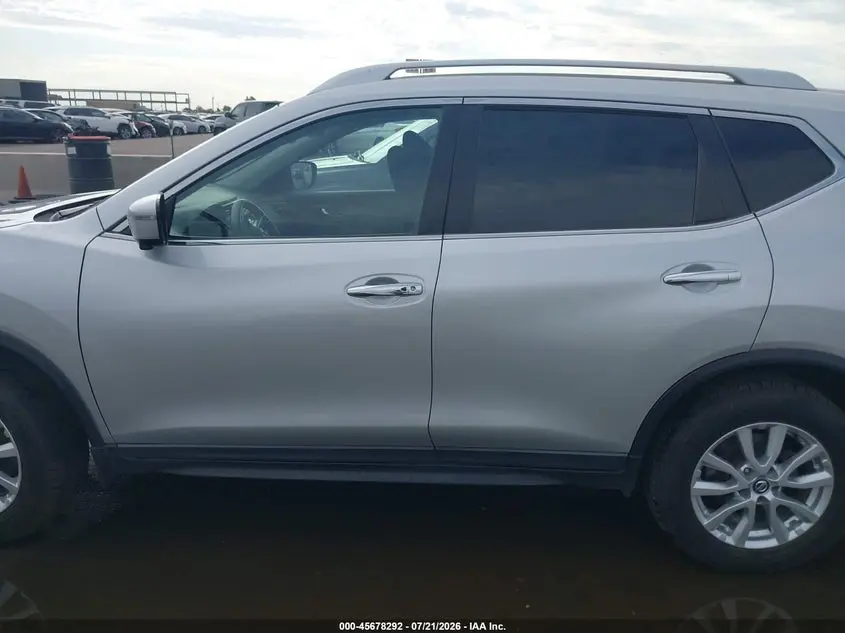 2017 NISSAN ROGUE SV