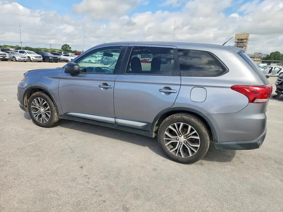 2016 MITSUBISHI OUTLANDER ES  
