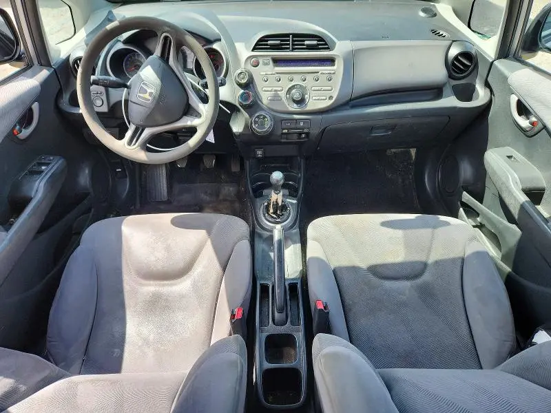 2010 HONDA FIT   