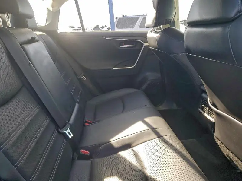 2020 TOYOTA RAV4 LIMITED  