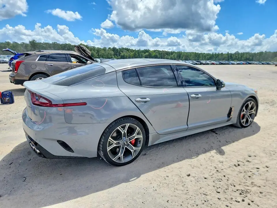 2021 KIA STINGER GT1  
