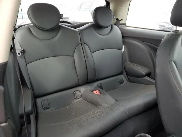 2012 MINI COOPER   