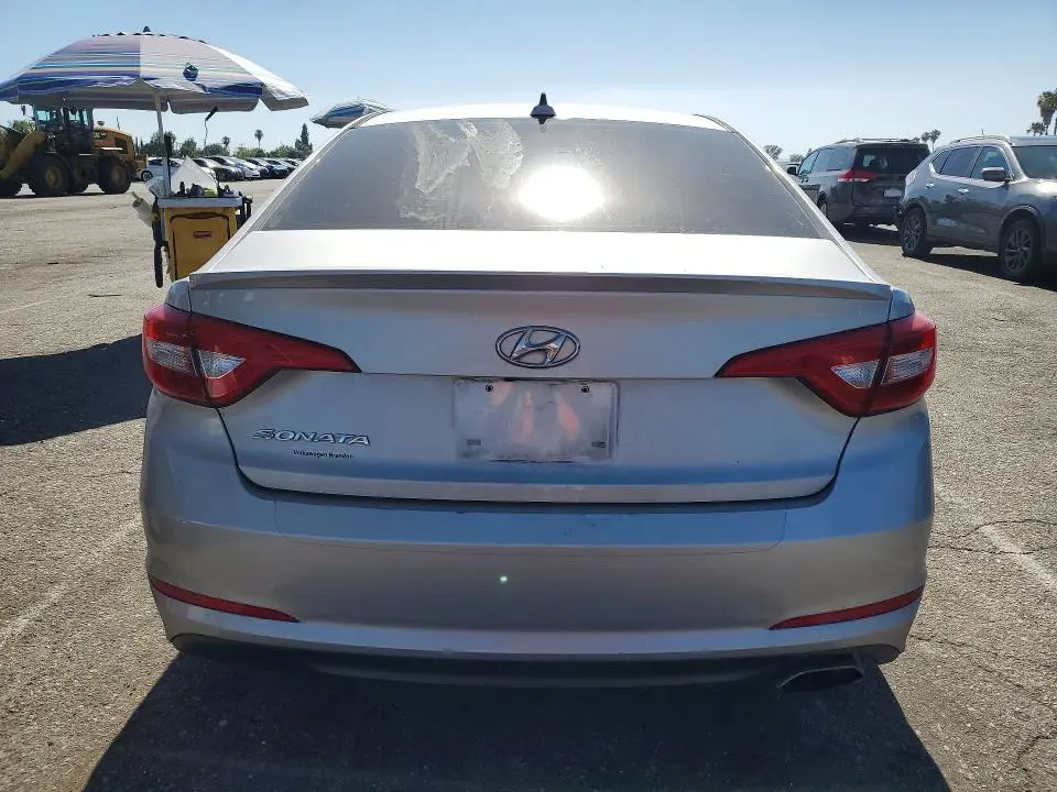 2015 HYUNDAI SONATA SE  