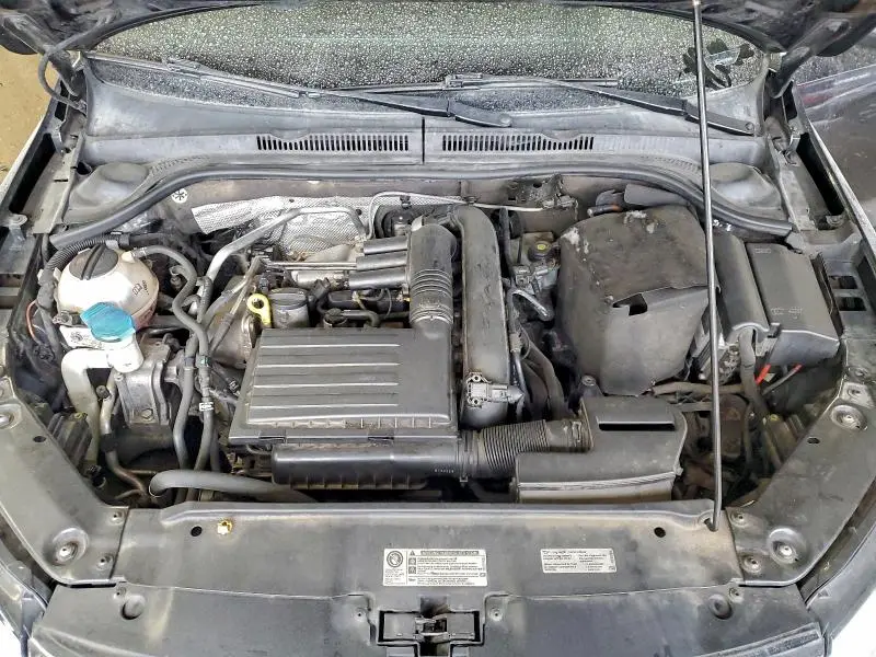 2017 VOLKSWAGEN JETTA SE  