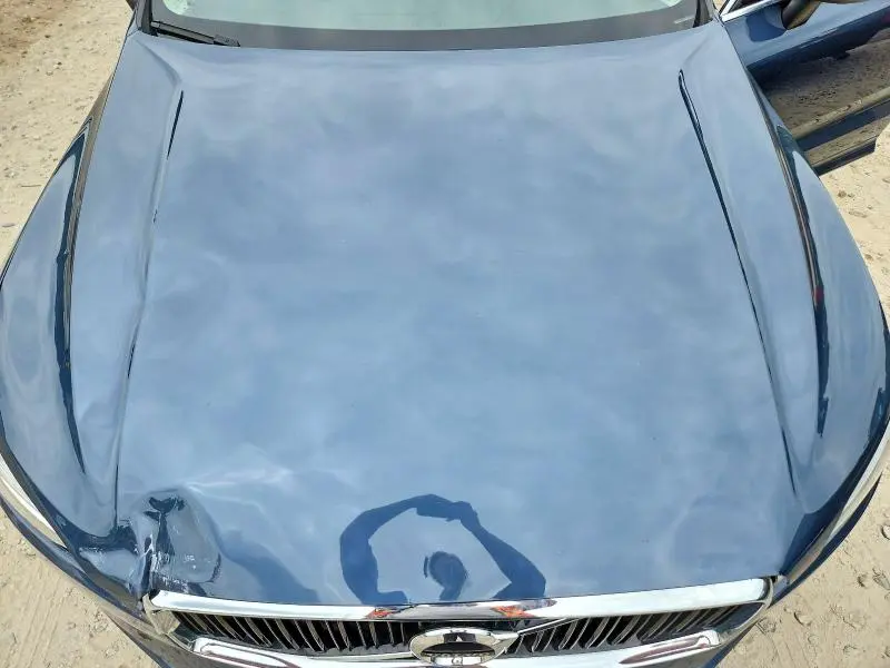 2020 VOLVO XC60 T5 MOMENTUM  