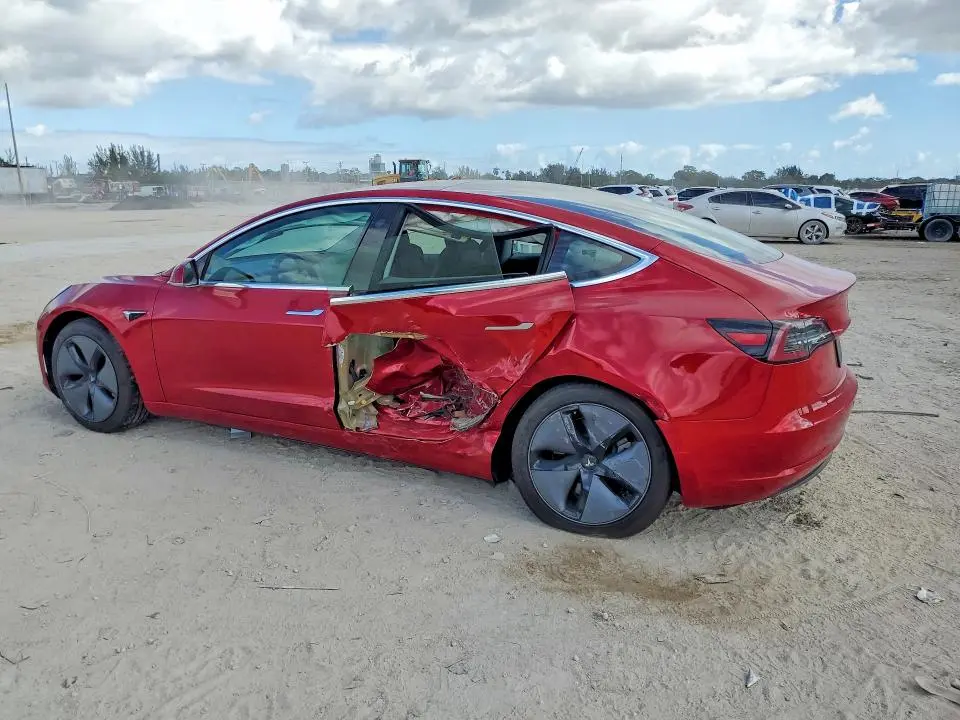 2019 TESLA MODEL 3   