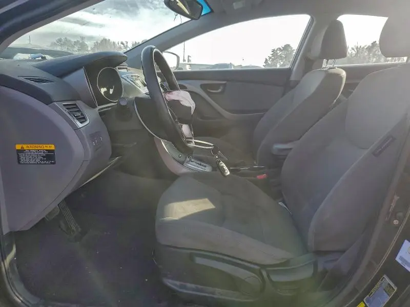 2012 HYUNDAI ELANTRA   