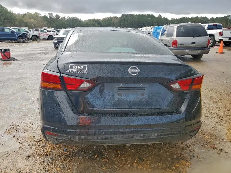 2024 NISSAN ALTIMA S  