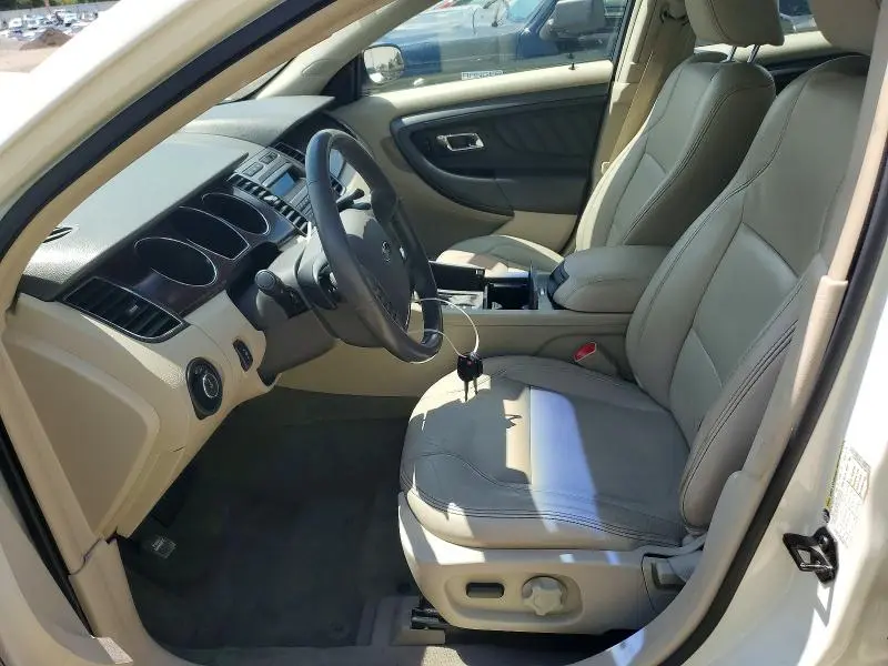 2011 FORD TAURUS SEL  