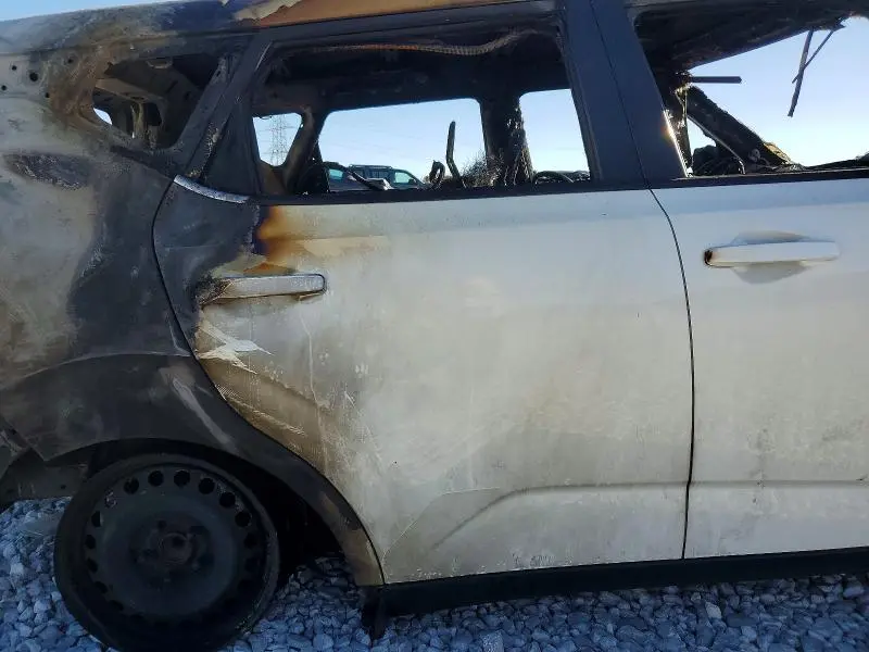 2020 KIA SOUL LX  
