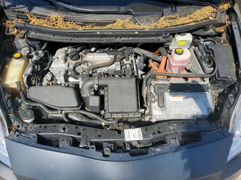 2011 TOYOTA PRIUS THREE  