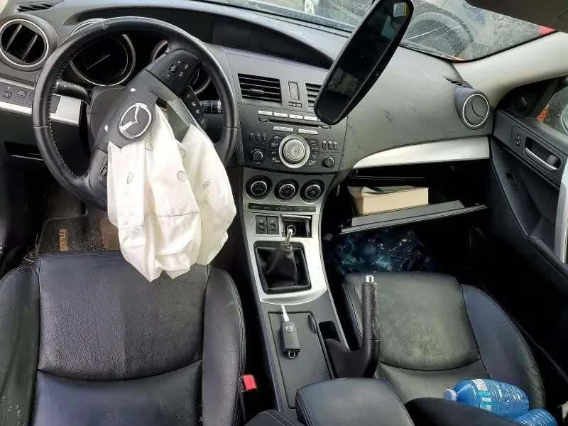 2010 MAZDA 3 S  