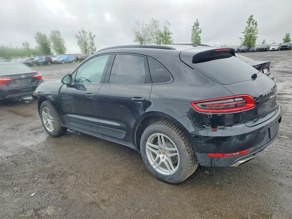 2018 PORSCHE MACAN   