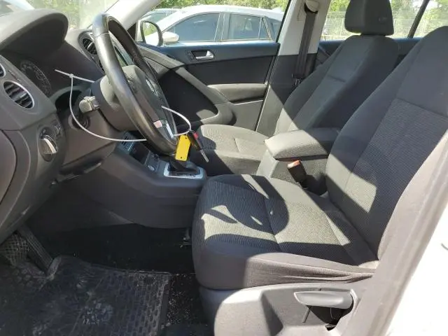 2017 VOLKSWAGEN TIGUAN S  