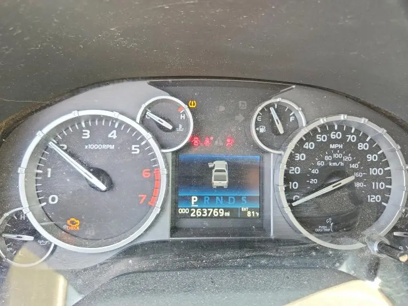 2015 TOYOTA TUNDRA SR5  