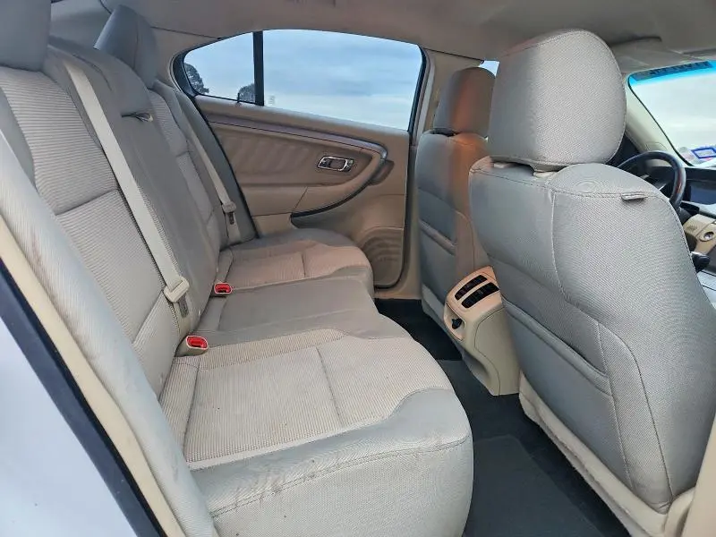 2015 FORD TAURUS SEL  