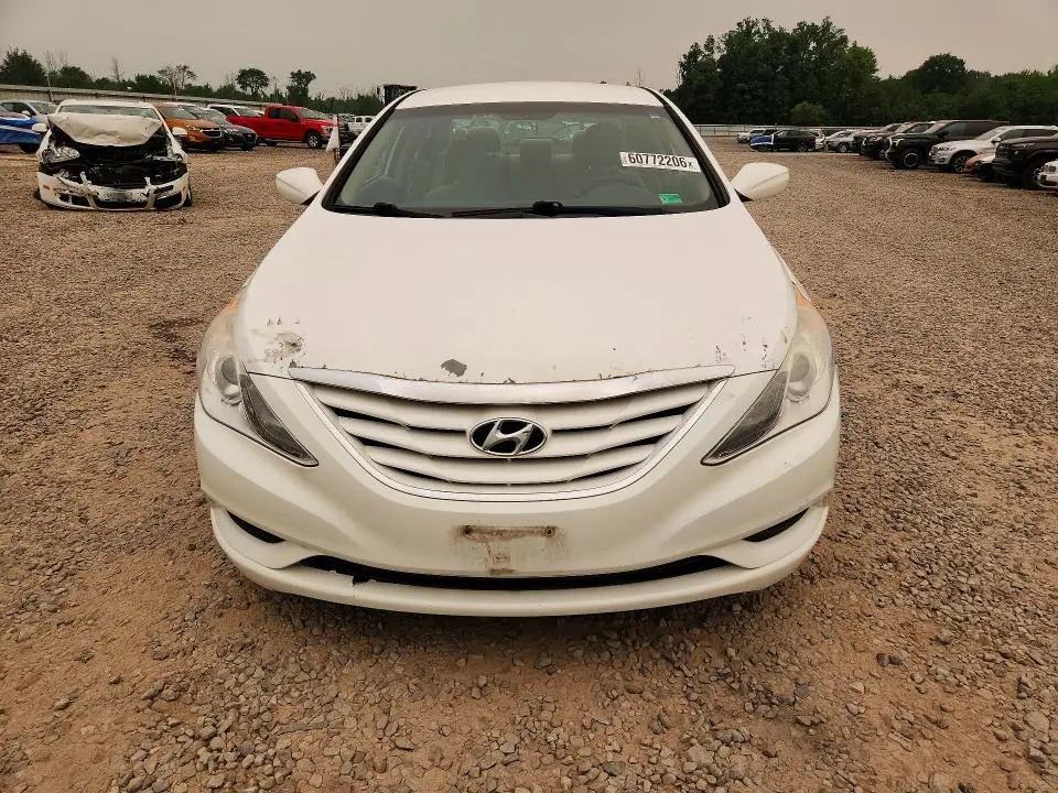 2013 HYUNDAI SONATA GLS  