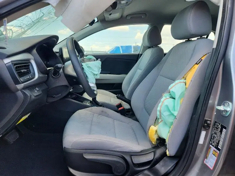2021 KIA RIO S  