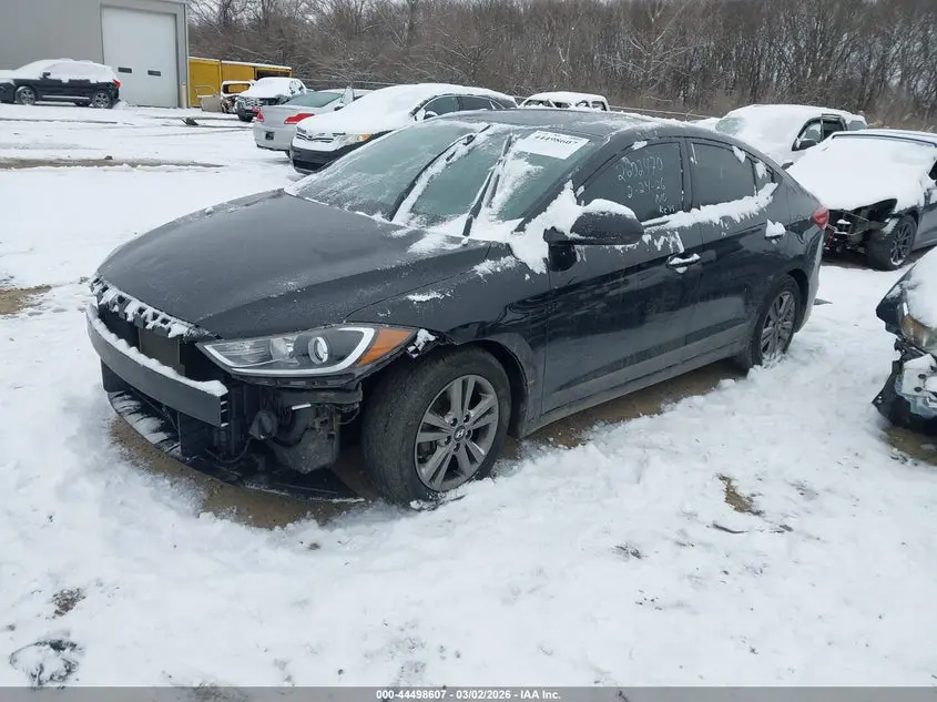 2017 HYUNDAI ELANTRA SE