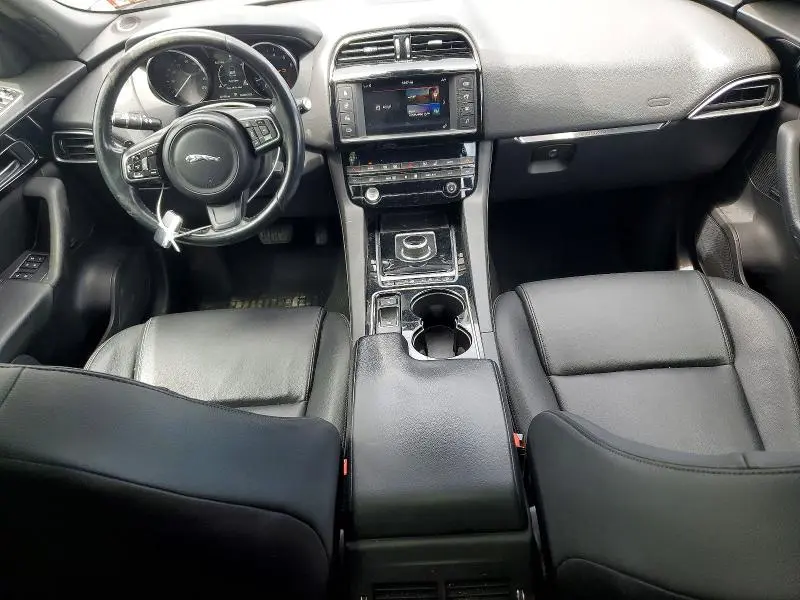 2017 JAGUAR F-PACE PREMIUM  