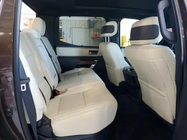 2024 TOYOTA TUNDRA CREWMAX PLATINUM  