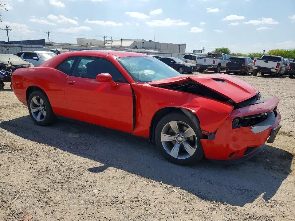 2015 DODGE CHALLENGER SXT  