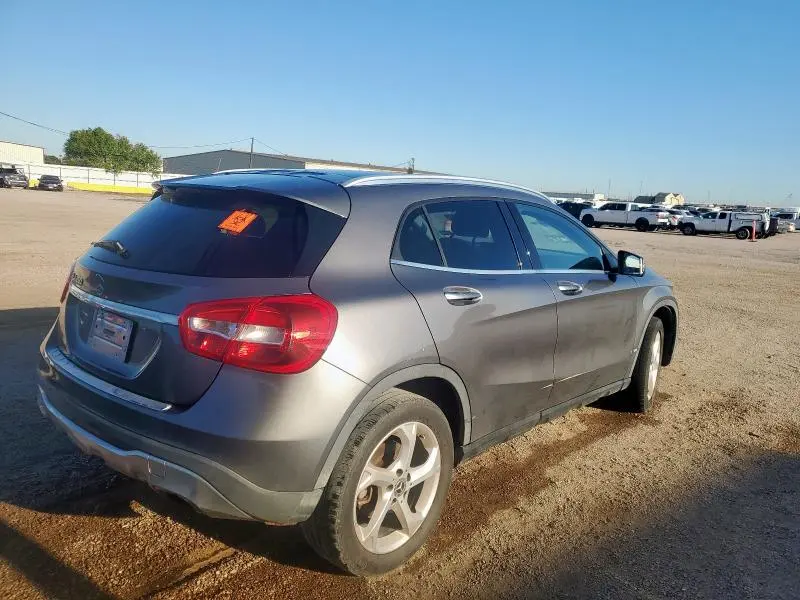2018 MERCEDES-BENZ GLA 250  