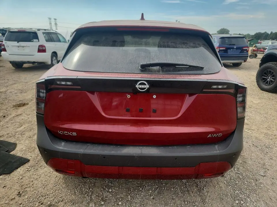 2025 NISSAN KICKS SV  