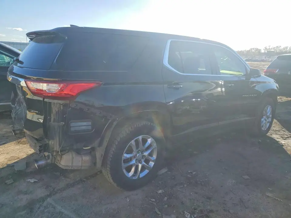 2021 CHEVROLET TRAVERSE LS  