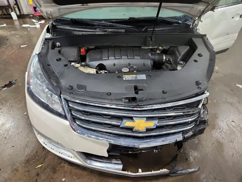 2013 CHEVROLET TRAVERSE LT  