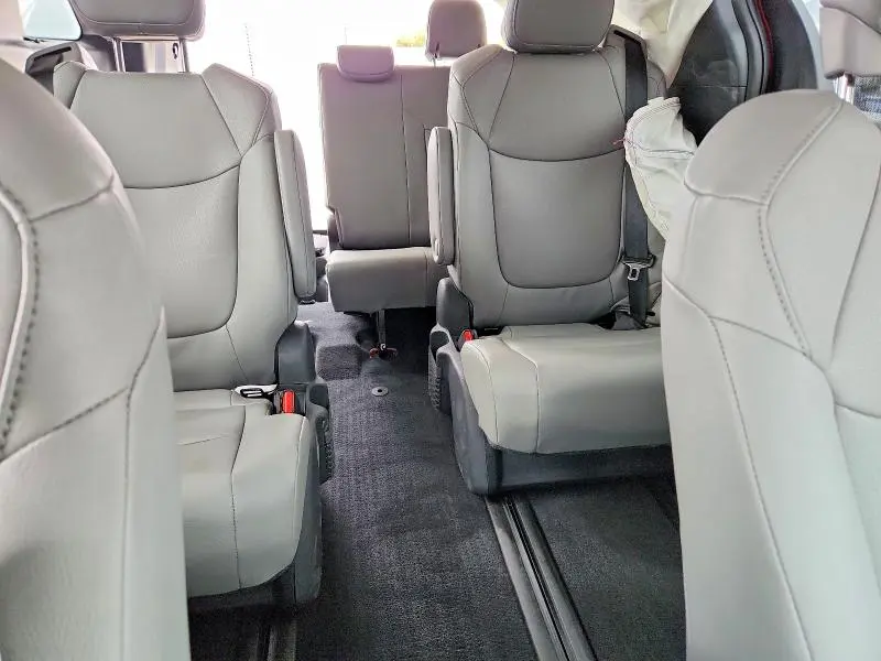 2026 TOYOTA SIENNA XLE 7-PASSENGER  