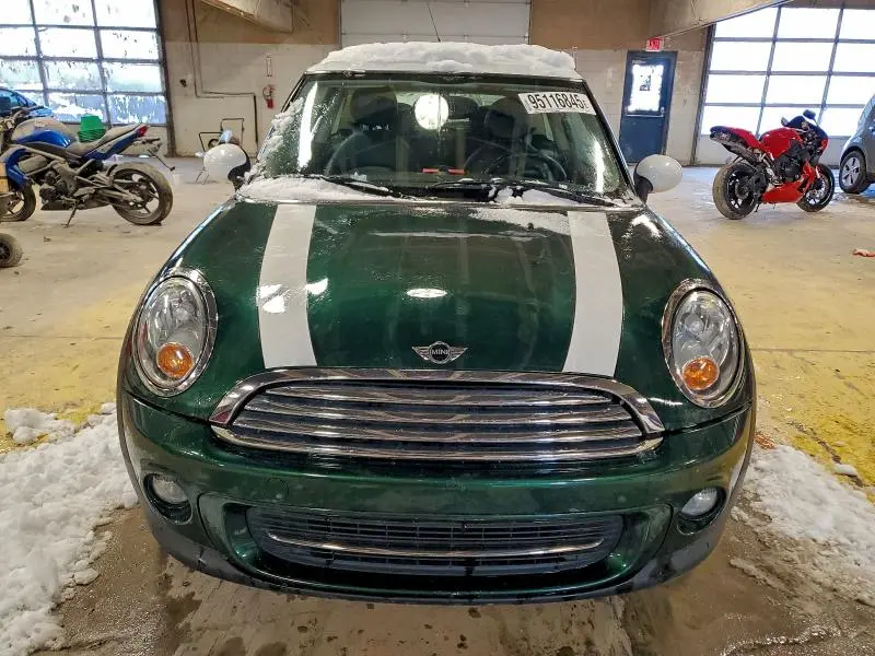 2012 MINI COOPER   