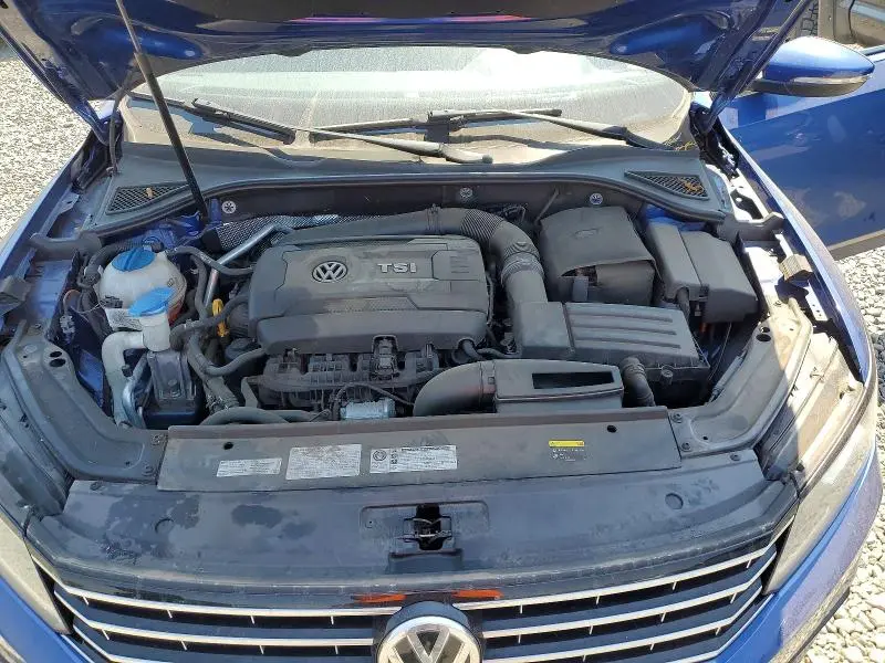 2017 VOLKSWAGEN PASSAT S  