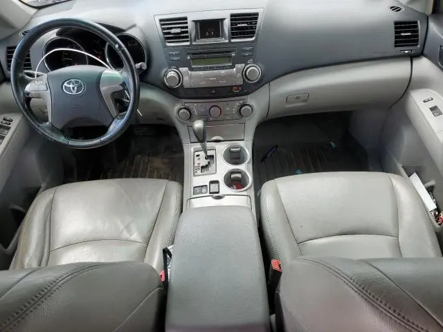 2010 TOYOTA HIGHLANDER   