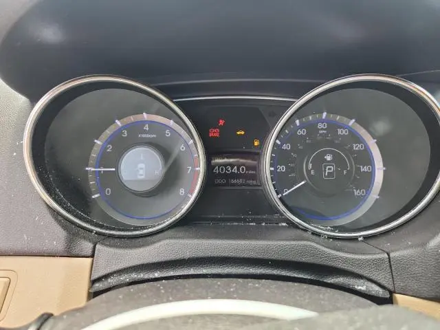 2011 HYUNDAI SONATA GLS