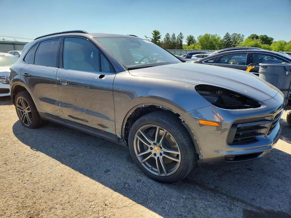 2021 PORSCHE CAYENNE   