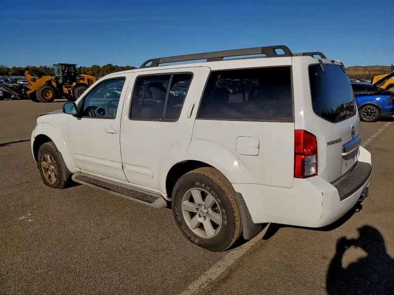 2012 NISSAN PATHFINDER S  