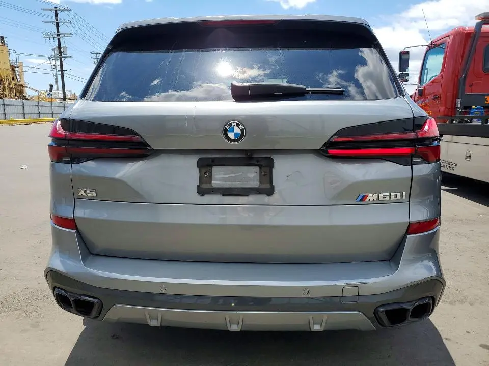 2024 BMW X5 M60I  