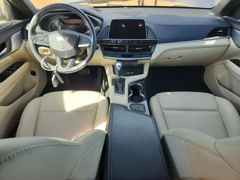 2021 CADILLAC CT4 LUXURY  