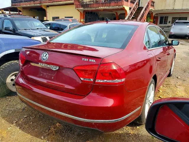 2015 VOLKSWAGEN PASSAT SEL  