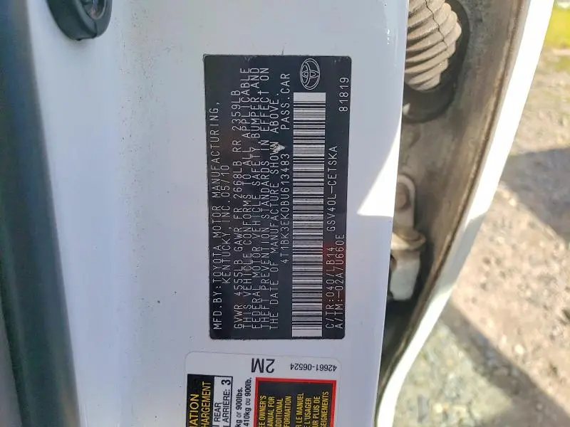2011 TOYOTA CAMRY SE  