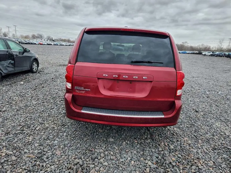 2015 DODGE GRAND CARAVAN SE  