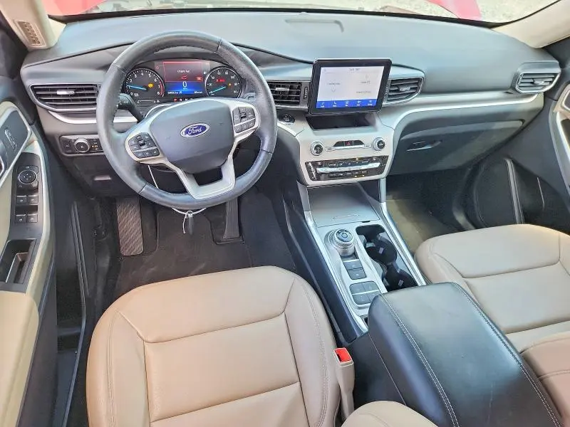 2021 FORD EXPLORER XLT  